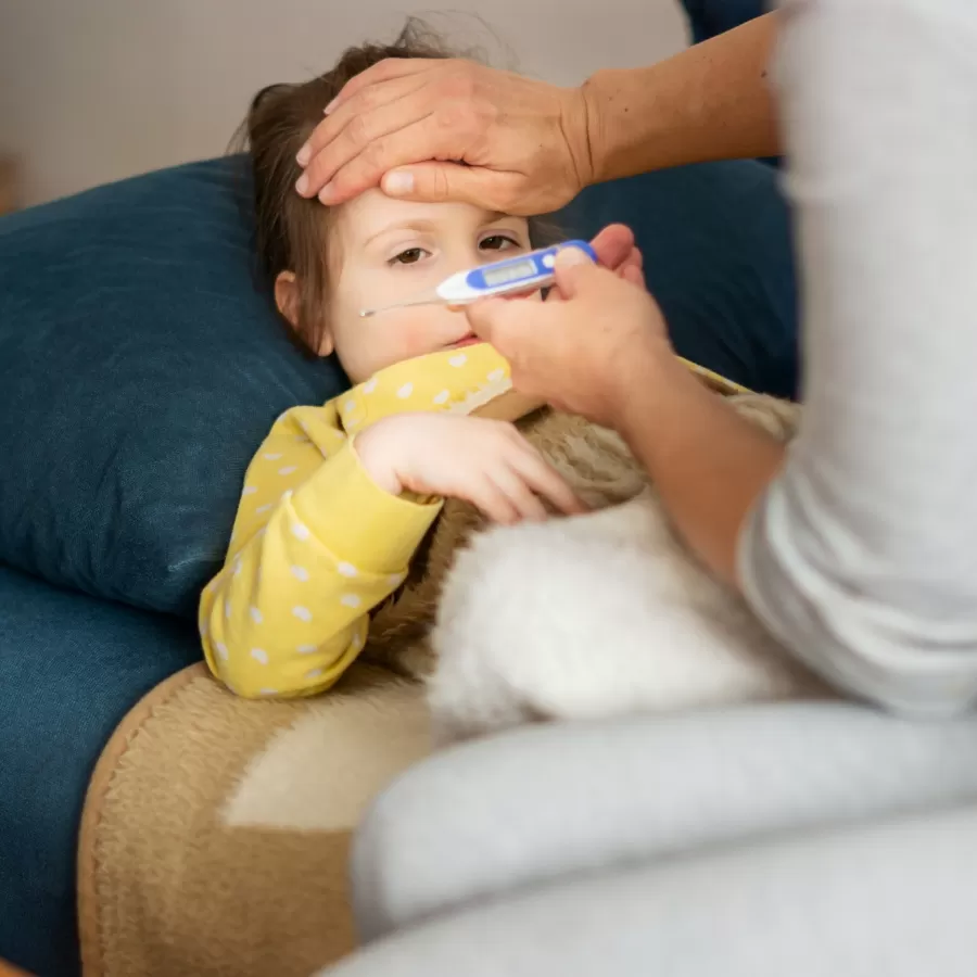 Bé ốm, không chỉ ho, sốt, chảy mũi mà biếng ăn cũng thường xảy ra. Nên xử lý thế nào?